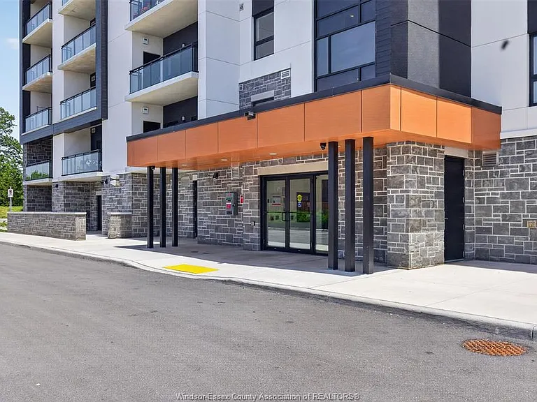 11646 Tecumseh Rd E #201 — Photo 4