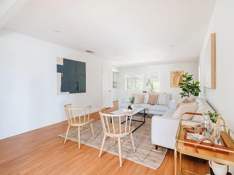 1850 Cliffhill Dr — Photo 4