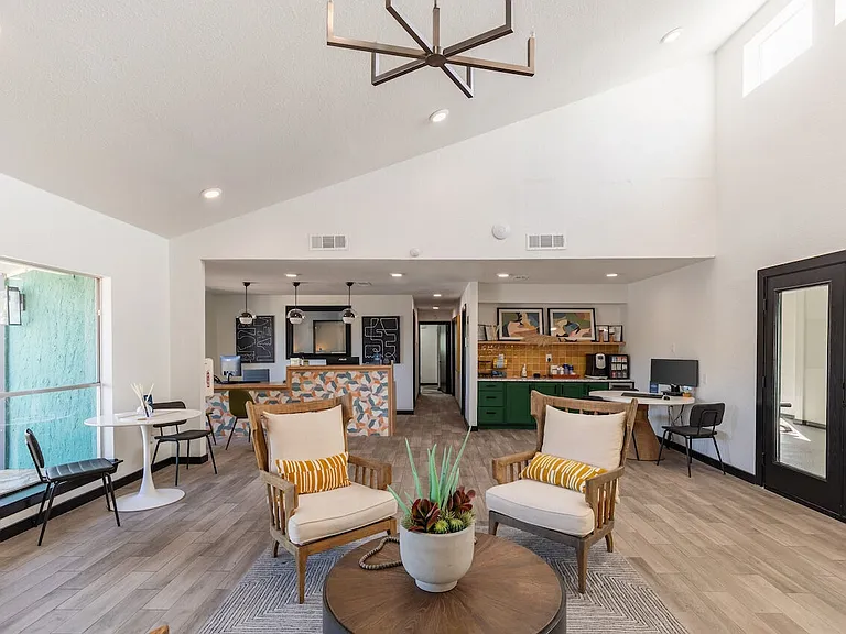 Athena Apartments — Photo 32