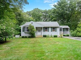 41 Dolly Pond Rd, Exeter, RI 02822