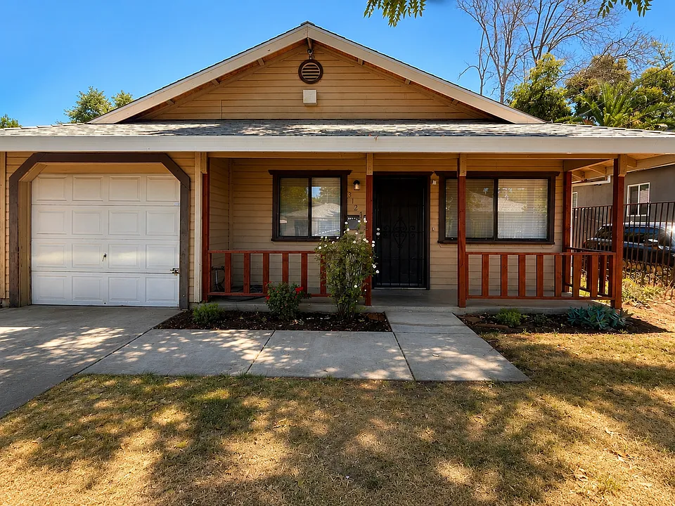 3127 Santa Cruz Way