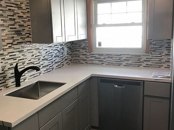 4th image of 243 W Cornell Ave