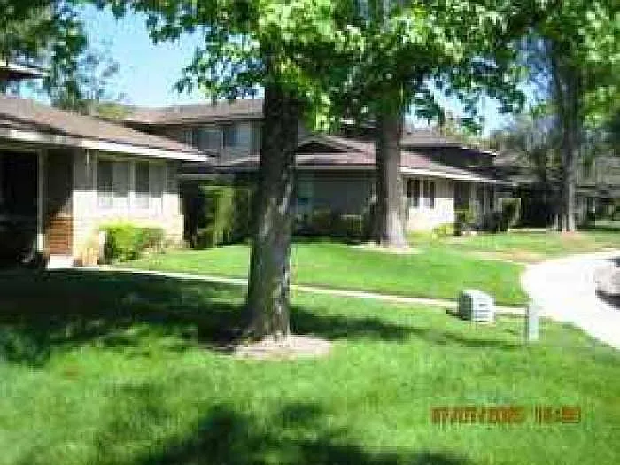 967 Amistad Pl — Photo 3