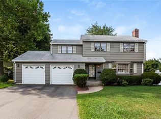 29 Salem Dr, Newington, CT 06111