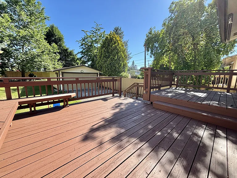3820 E 21st Ave — Photo 10