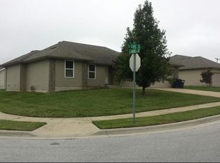 1002 Care Ave, Nixa, MO 65714