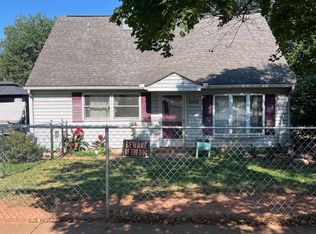1056 Spruce St, Middletown, PA 17057