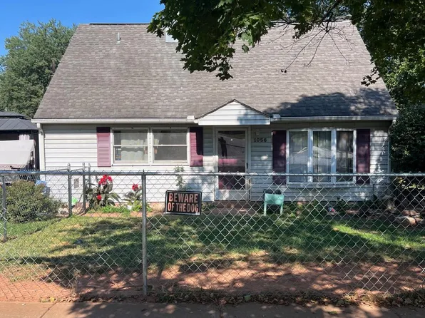 1056 Spruce St, Middletown, PA 17057