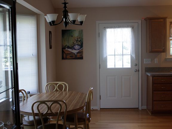 5th image of 11 Bumgarner Dr