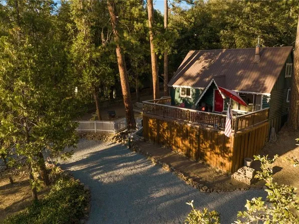 43207 W Sugar Pine Dr, Oakhurst, CA 93644