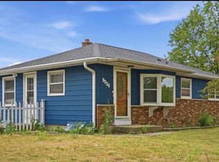9020 S Chicago STREET, Oak Creek, WI 53154