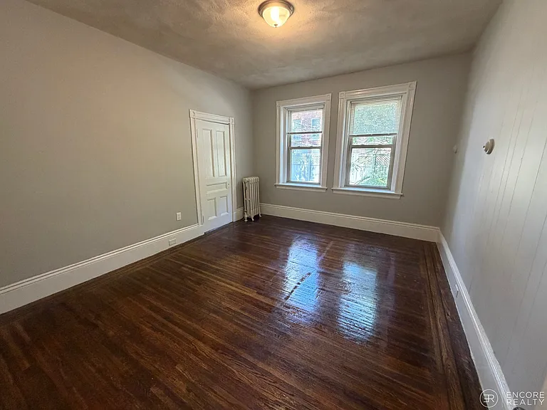 11 Park St #3 — Photo 7