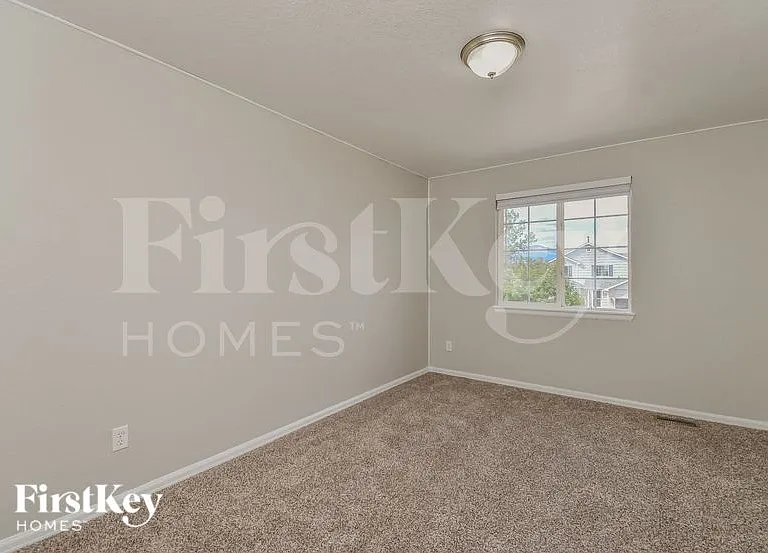 5823 Mesa Mountain Way — Photo 11