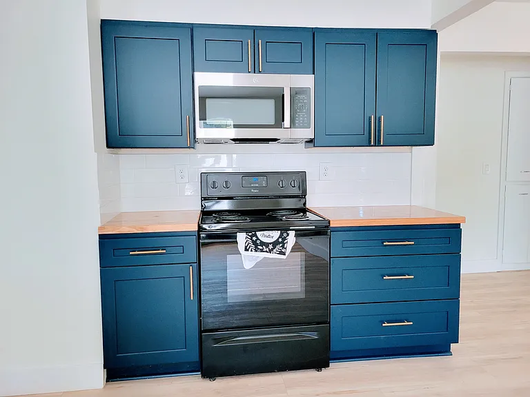 1425 Elm St NW — Photo 6