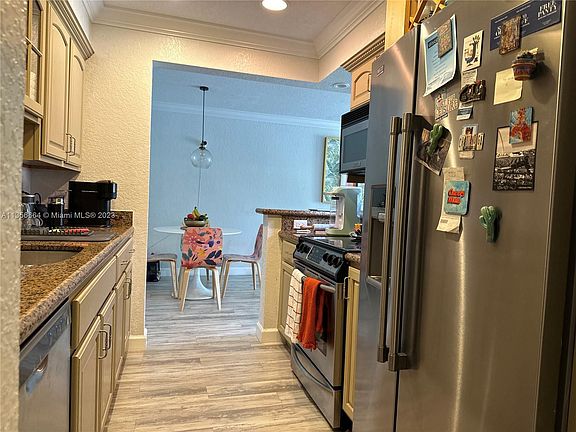 5th image of 1515 E Broward Blvd APT 208