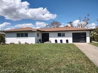 1745 Bikini Ct, Cape Coral, FL 33904
