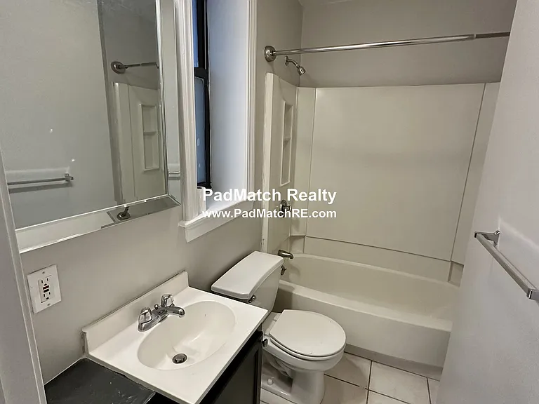 17 Highgate St #1 — Photo 8