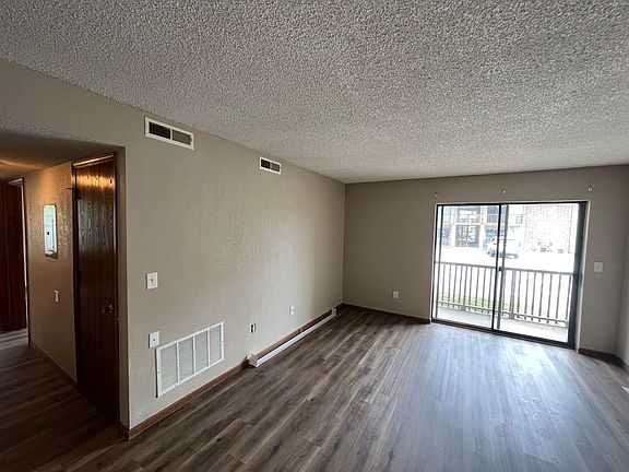 4th image of 1251 E Guinevere Ct Unit 7
