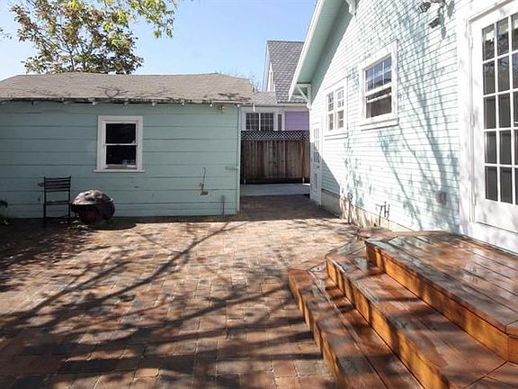 3rd image of 244 S Bayview Ave