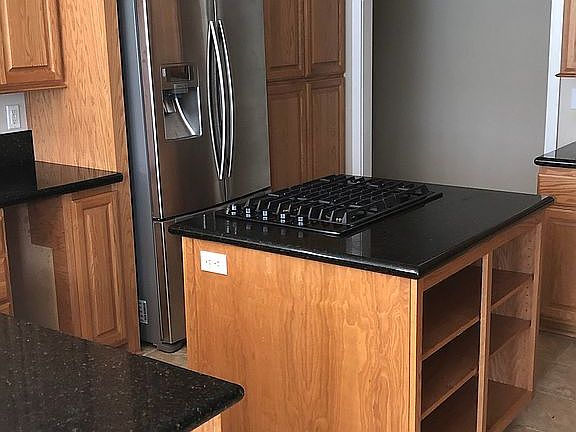 Brand new $2200+ cooktop.