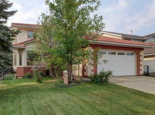 10262 S Hamptons Blvd NW, Calgary, AB T3A5G5