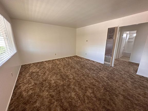 5th image of 930 Paiute Ln #16