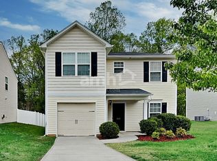 4159 Field Crossing Dr, Winston Salem, NC 27107