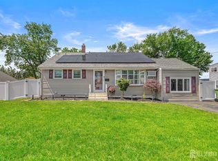 23 Carmello Dr, Edison, NJ 08817
