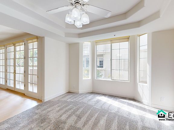3rd image of 575 S Barrington Ave APT 202