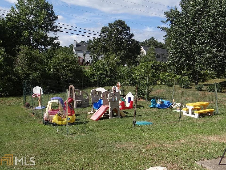 2nd image of 2772 Ward Lake Ln