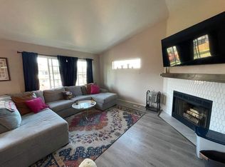 10507 Ridge Park Dr, Anchorage, AK 99519