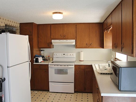 4th image of 1207 Donald Dr