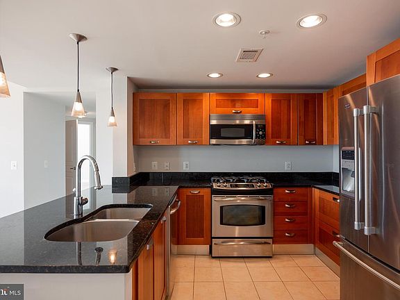 5th image of 2451 Midtown Ave #1315