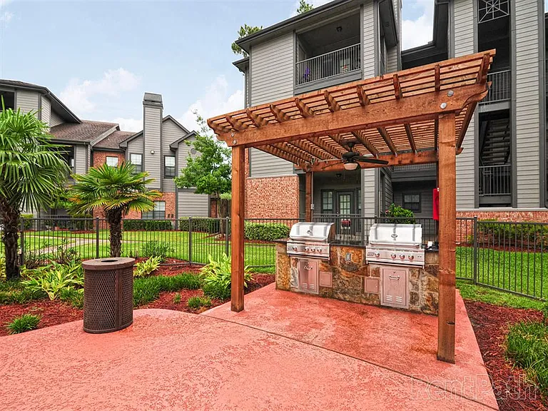 Outdoor Grilling Area