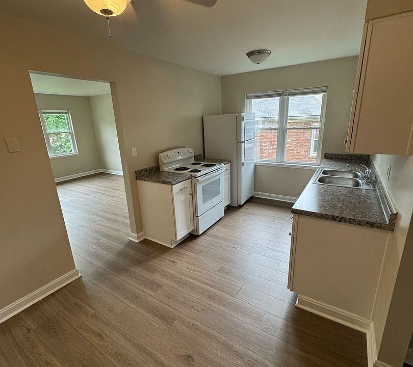 1st image of 2711 Brownsboro Rd