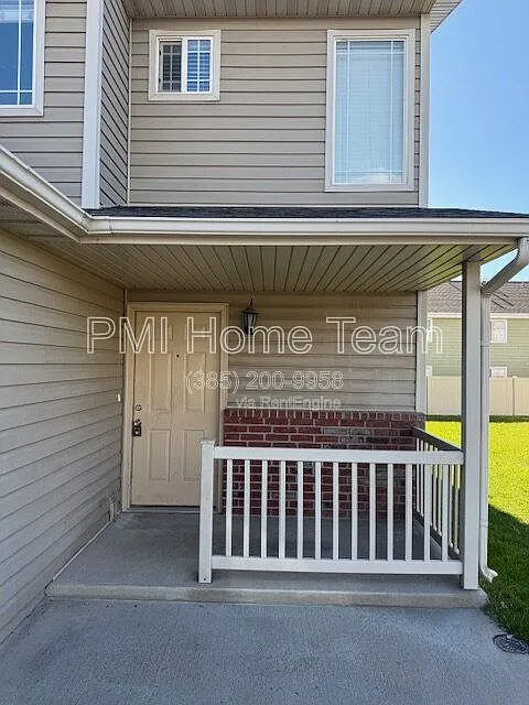 Building Photo - 652 W 800 N #8