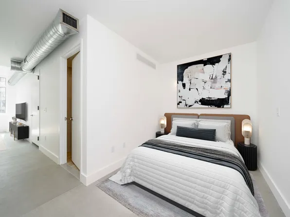 339 West 38th Street image 1 of 12