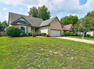 8716 Brittany Dr, Louisville, KY