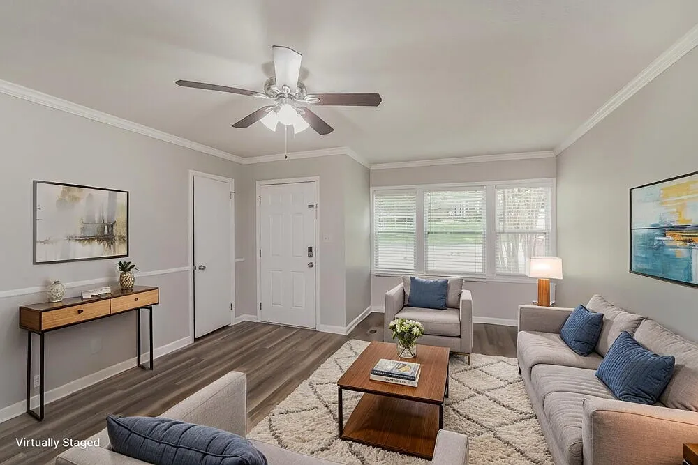 3 bed, 1.0 bath, 1170 sqft, $1,710 — Photo 4