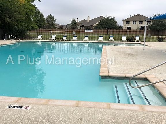5th image of 406 Dartmouth Dr