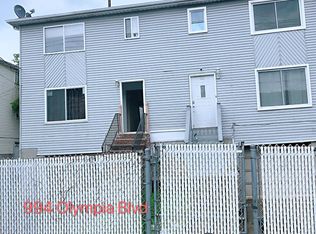 994 Olympia Blvd, Staten Island, NY 10306