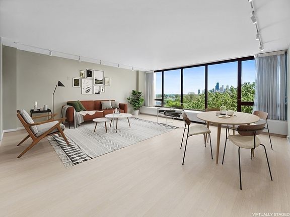 4th image of 2800 N Lake Shore Dr APT 814