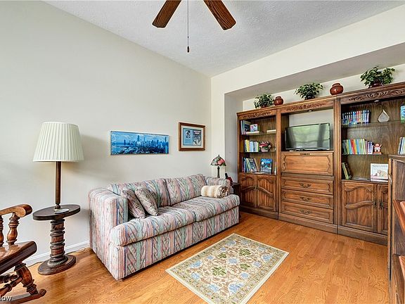 5th image of 2512 Crimson Dr