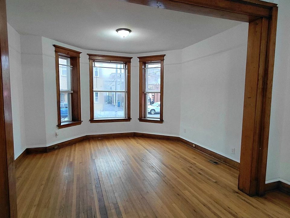 1st image of 2215 S Albany Ave Unit 1F