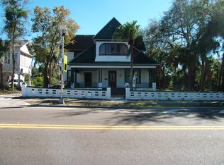 420 E Tarpon Ave, Tarpon Springs, FL 34689