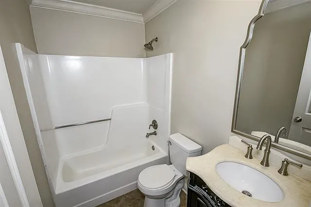 2725 Varnado St — Photo 19