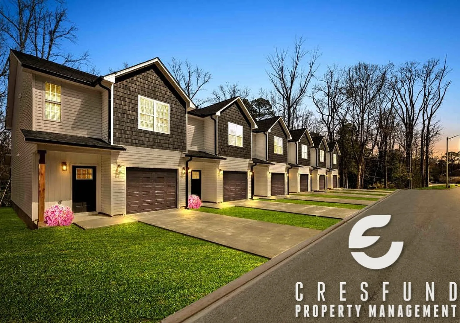 Luxury New 3BR Townhomes | Garage + Pool | 7 min to Fort Bragg — Photo 1