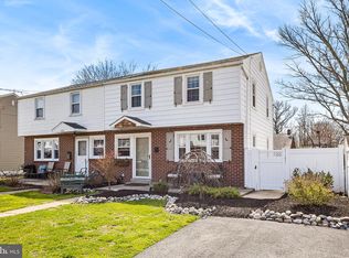 523 Ridley Ave, Folsom, PA 19033
