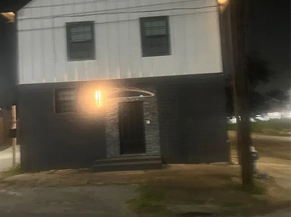 3140 Webster St, Houston, TX 77004