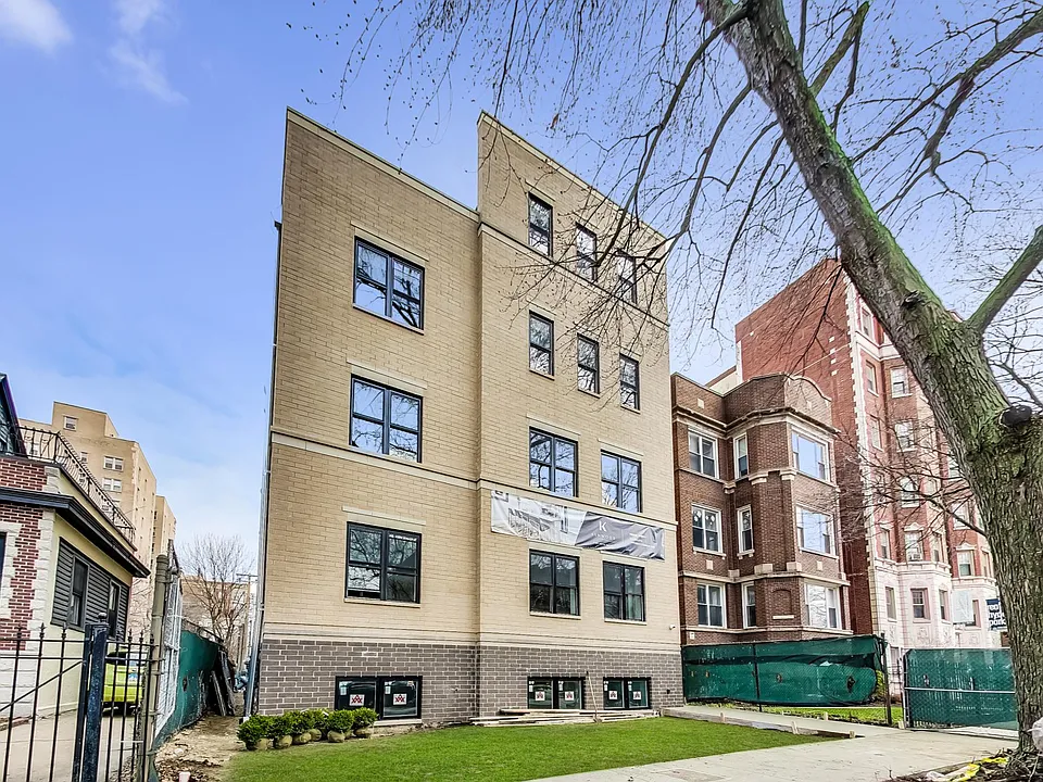 5117 S Kenwood Ave #103
